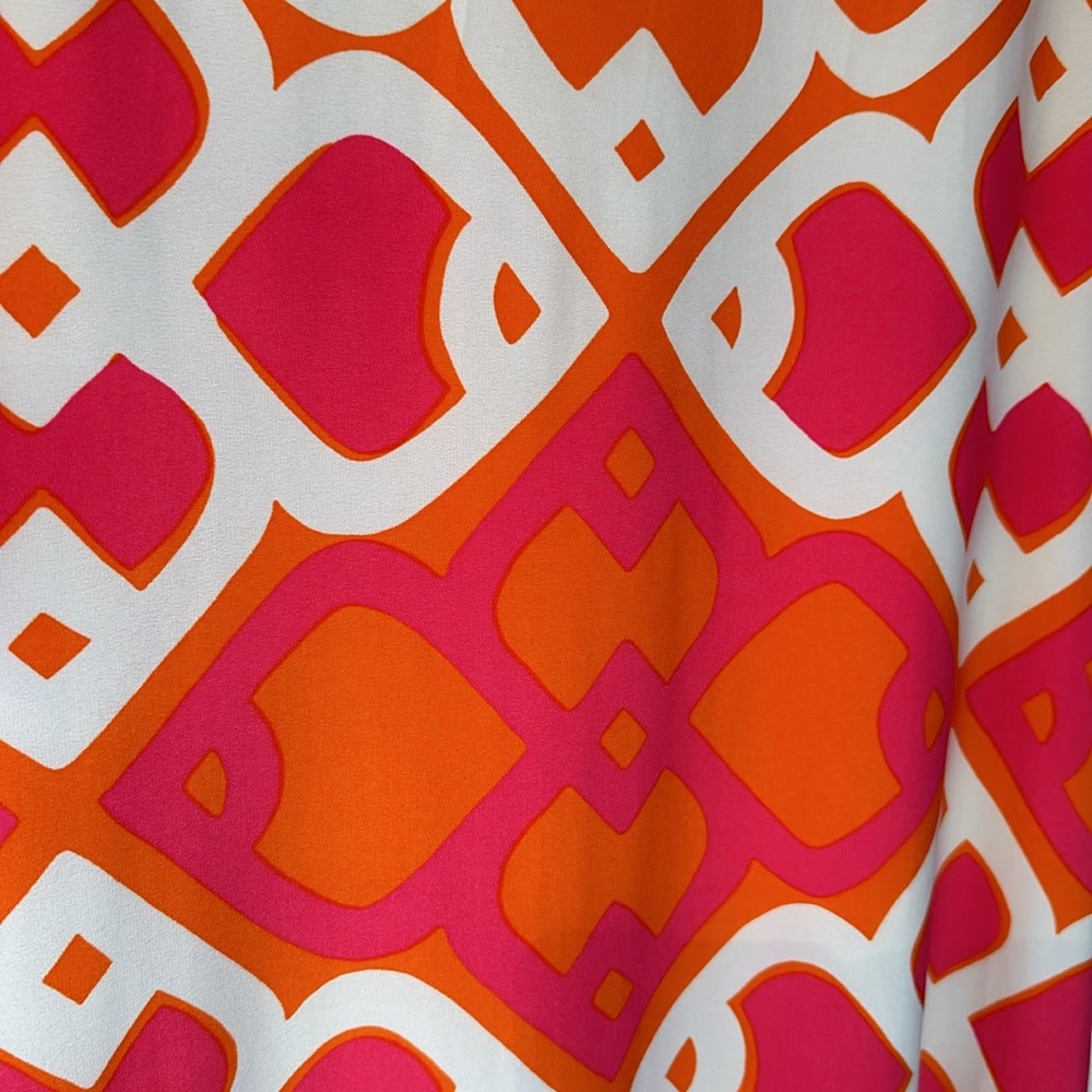 🧡🩷 Geometric Dress 🩷🧡 - Picture 4 of 5